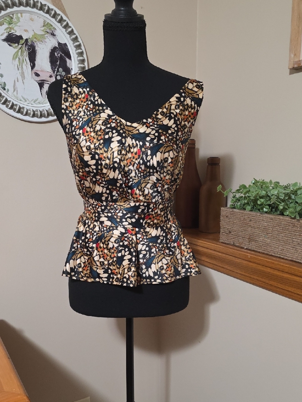 Wildfang Black and Cream Floral-Print Peplum Camisole
